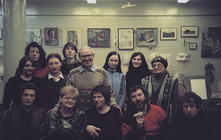 Э.Н.Иванов с учениками студии