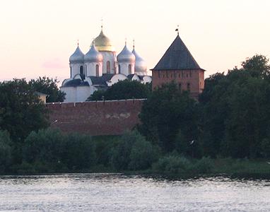 Софийский собор и Владимирская башня кремля