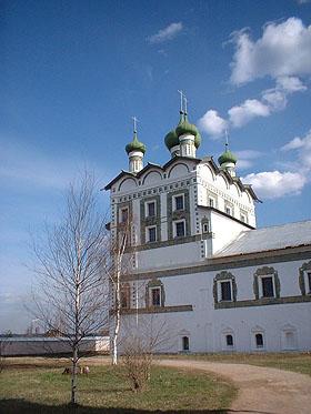 Церковь Иоанна Богослова Вяжищского монастыря