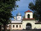 Колокольня и Покровский собор Зверина монастыря